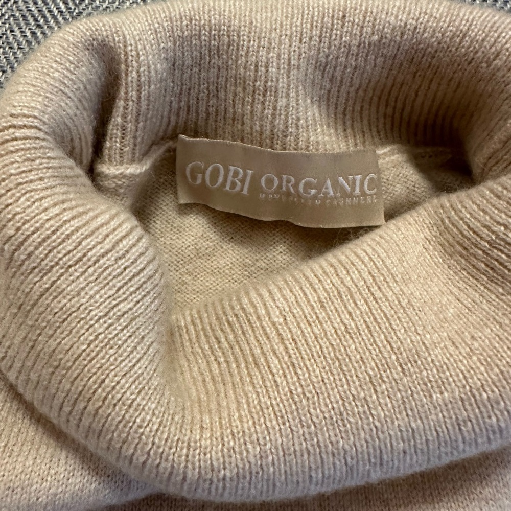 Gobi Organic light Beige Turtleneck Sweater